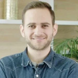 Simos Mikelatos